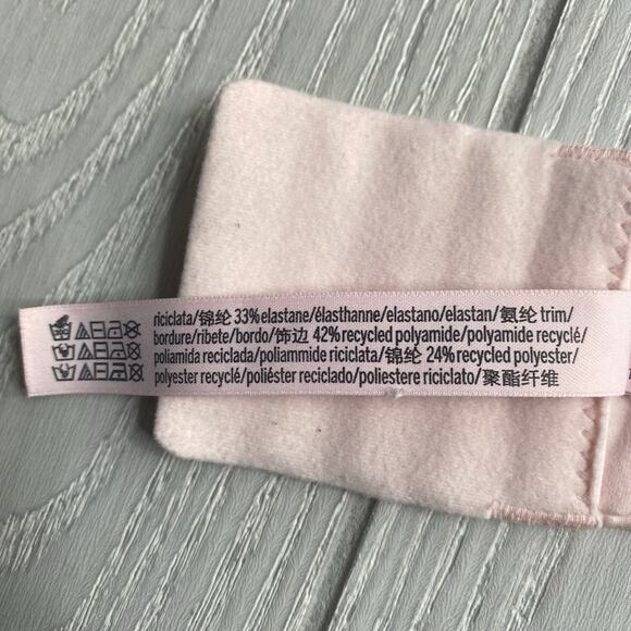 Victoria’s Secret Women's Blush Pink Perfect Coverage Underwire Bra Size 44C - Picture 11 of 13